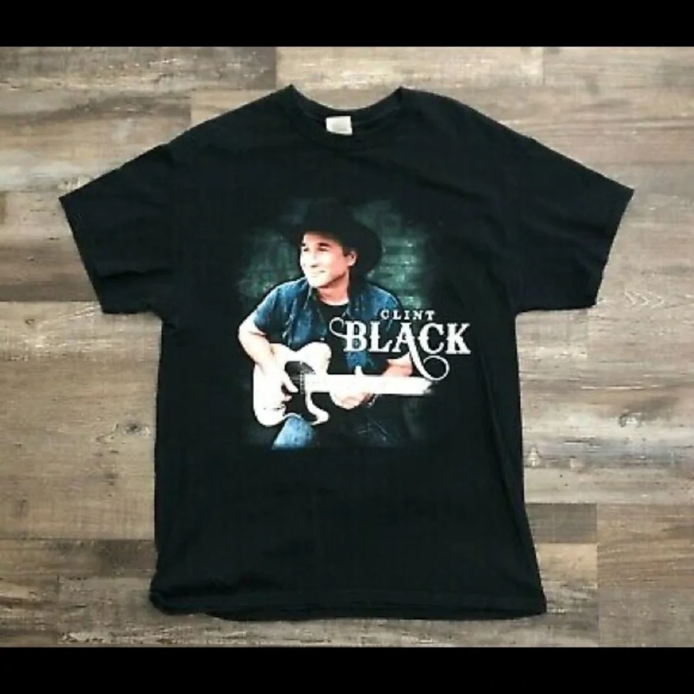 90’s Vintage Clint Black Tour Tee sz Small - Picture 1 of 2